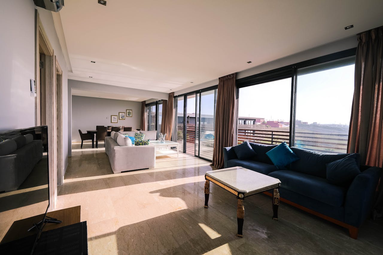 Luxury Apartments & Houses